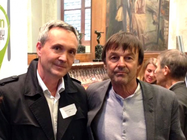 L'Ifac et la Fondation Nicolas Hulot pour la Nature et pour l'Homme lors du lancement de la démarche "Mon restau responsable", le 2 juin 2016. (Martial Dutailly, Directeur général de l'Ifac et Nicolas Hulot) 